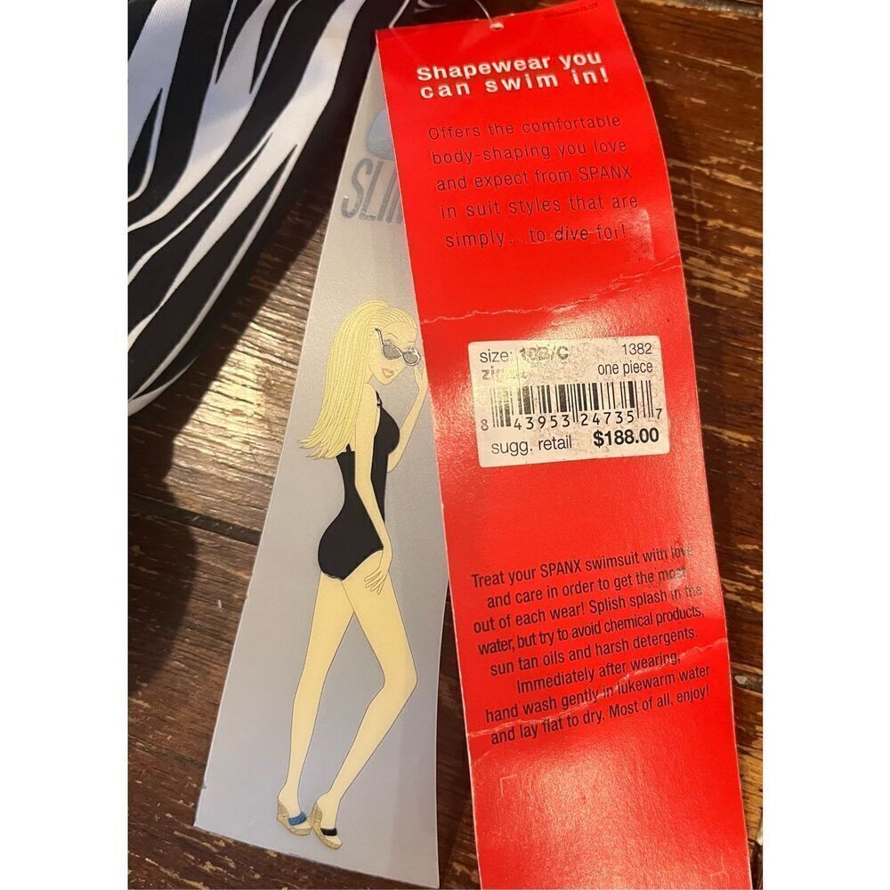 SPANX Bathing Suit Women’s One Piece Underwire Black & White Swim Wear - Picture 6 of 7